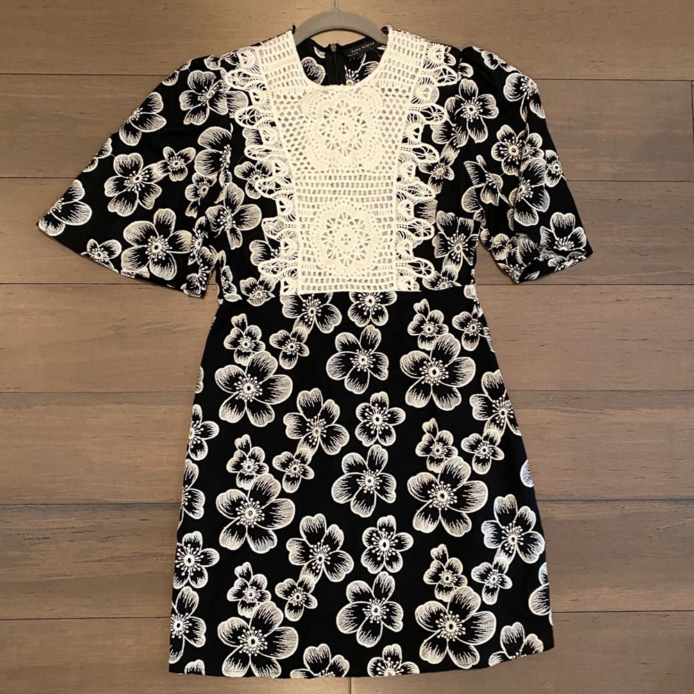Zara flower dress🤍